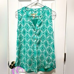 Sleeveless dressy top